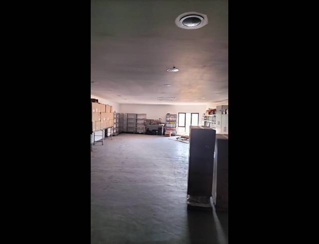 400M² STORAGE UNIT TO LET IN BRIARDENE